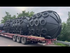 Fender di gomma per navi di tipo Yokohama di norma ISO17357