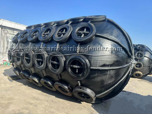 Resistenza all'invecchiamento Fender pneumatico in gomma facile gonfiabile flange inossidabile Standard ISO17357